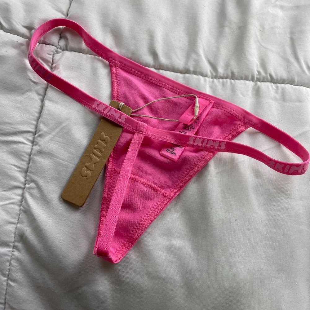 Skims NWT Pink Cotton Logo String Thong Women’s Size XS Panties - Picture 3 of 3